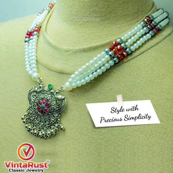 Multicolor Beaded Chain Necklace With Silver Kuchi Motif Pendant - Picture 3 of 7